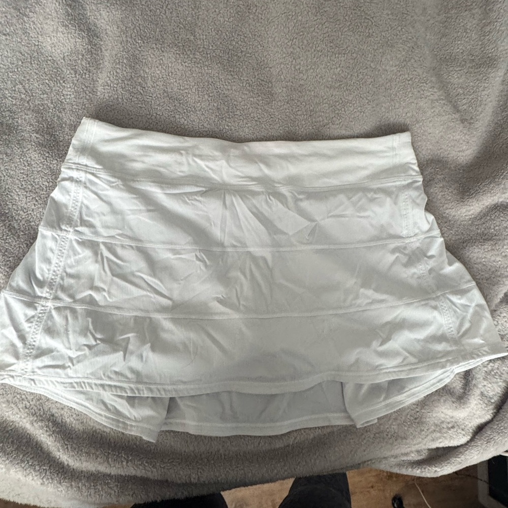 White lululemon skirt